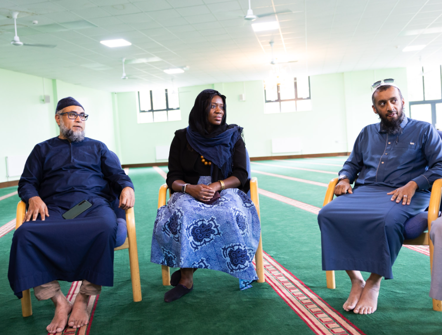 muslim volunteering london